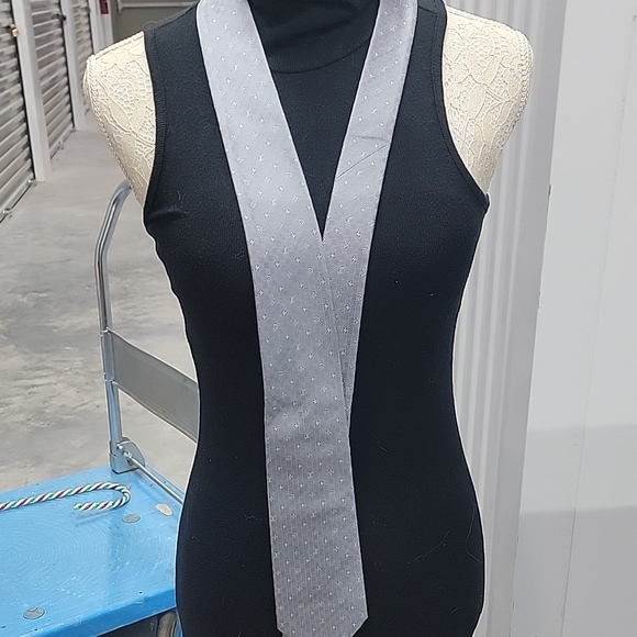 NWT Louis Vuitton silk Tie - Picture 7 of 9